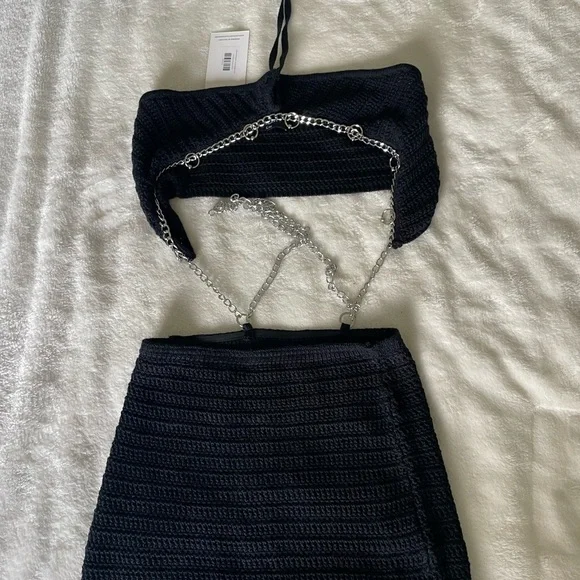 Rosewood Black Chain Detail Dress - Picture 7 of 13